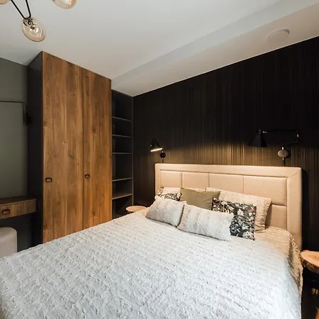 Hill M2 Luxury - Private Jacuzzi & Mountain View
